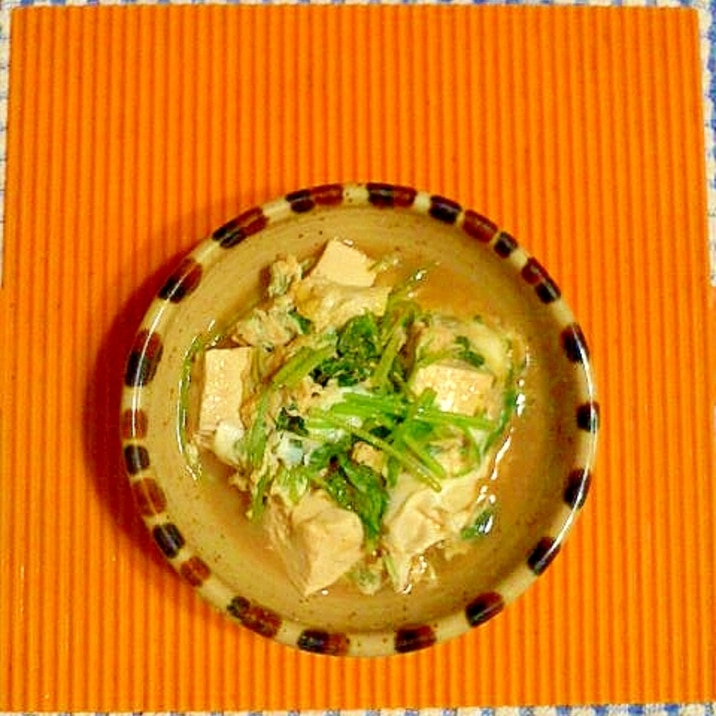 三つ葉と豆腐の卵とじ レシピ 作り方 By テツオ63 楽天レシピ 三つ葉と豆腐の卵とじ レシピ 作り方 By テツオ63 楽天レシピ